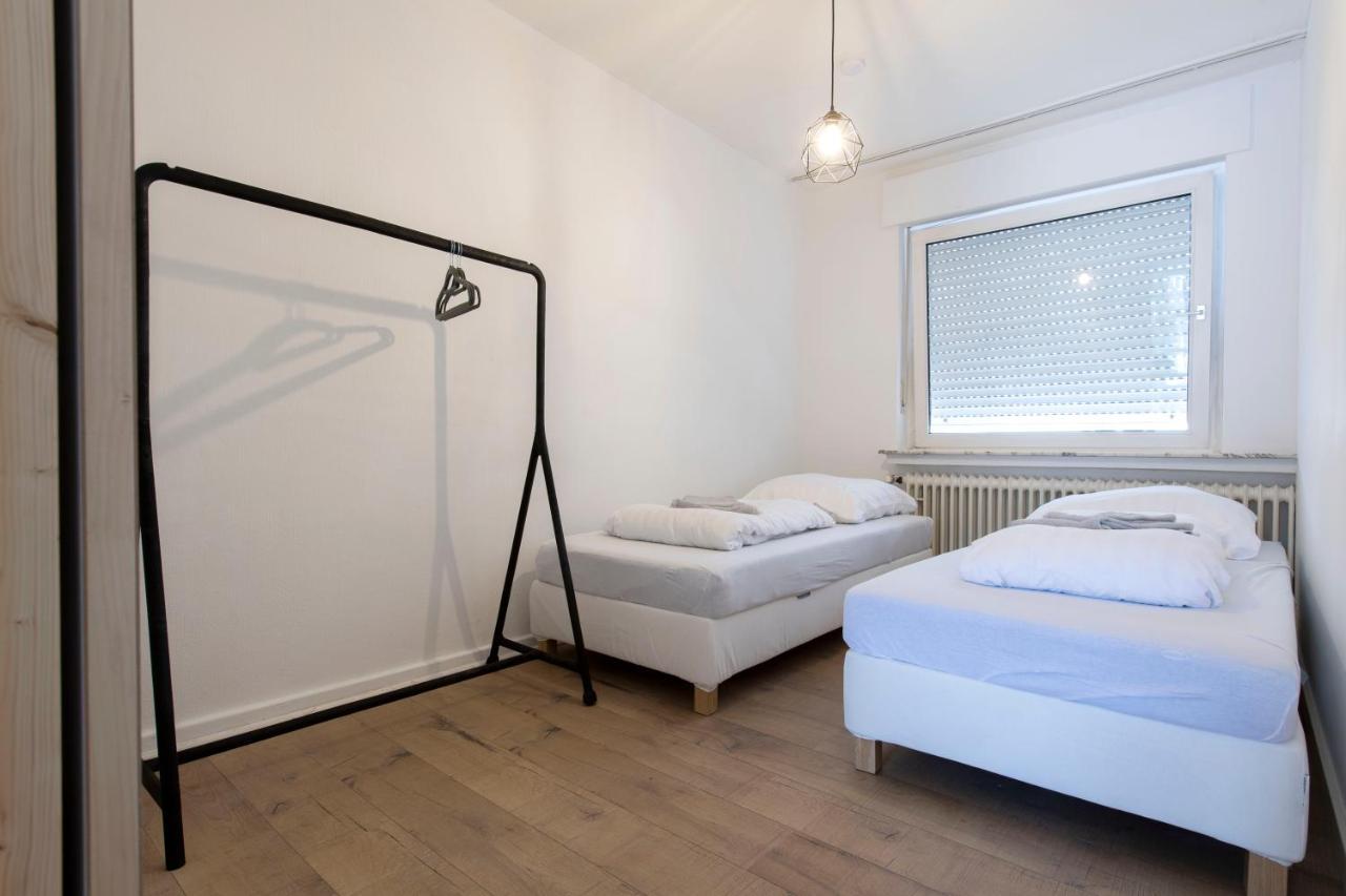 Workers Home- Central - 8 Single Box Spring Beds - Near Enschede グローナウ エクステリア 写真