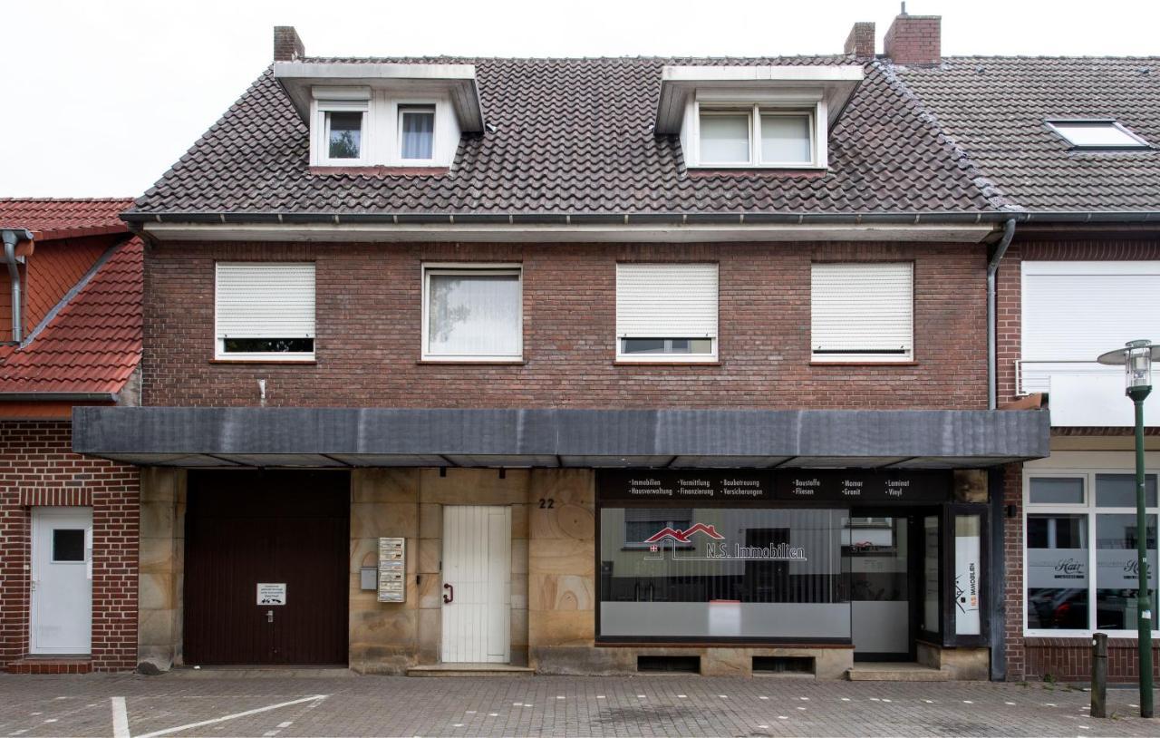 Workers Home- Central - 8 Single Box Spring Beds - Near Enschede グローナウ エクステリア 写真